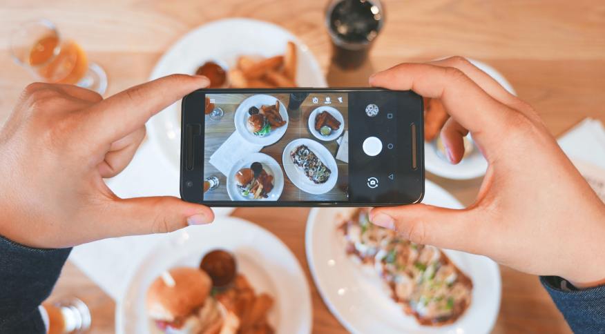 Qual o verdadeiro papel do influenciador digital na gastronomia?