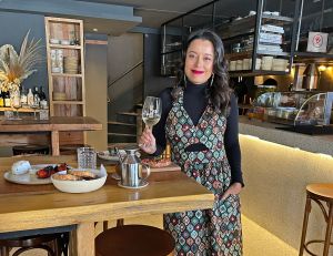 Taça ou garrafa? 10 bares de vinho em SP para conhecer, por Daniela Filomeno